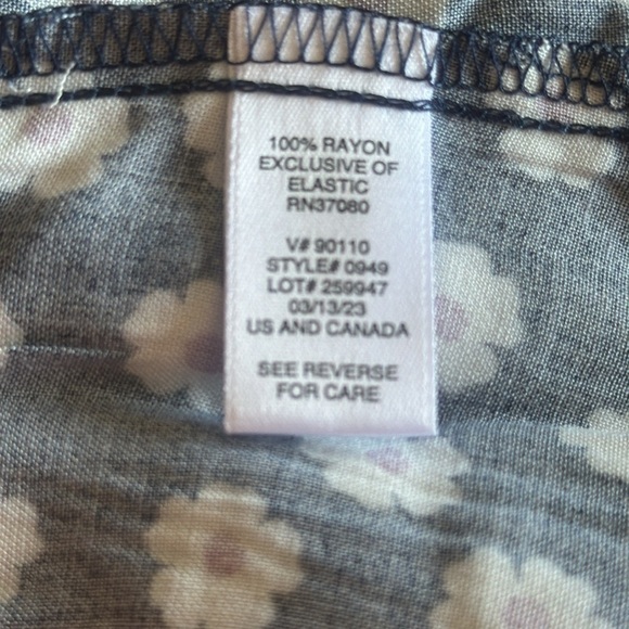 Charlotte by Cato Girls Dress - Picture 10 of 10